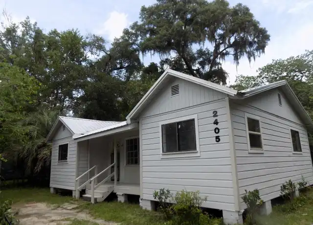 Property at 2405 NE 70th Ter, Gainesville, FL, 32609, 4 beds, 1 bath, [object Object]