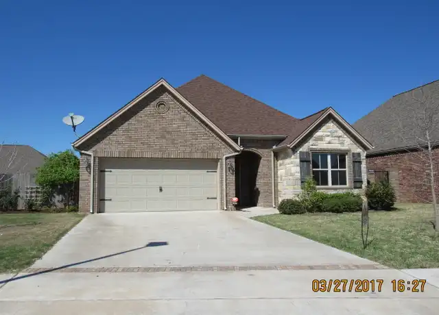 Property at 3604 NE Willow Way, Lawton, OK, 73507, 3 beds, 2 baths, [object Object]