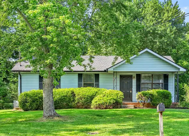 Property at 220 Mark Spitz Dr, Clarksville, TN, 37042, 3 beds, 2 baths, [object Object]
