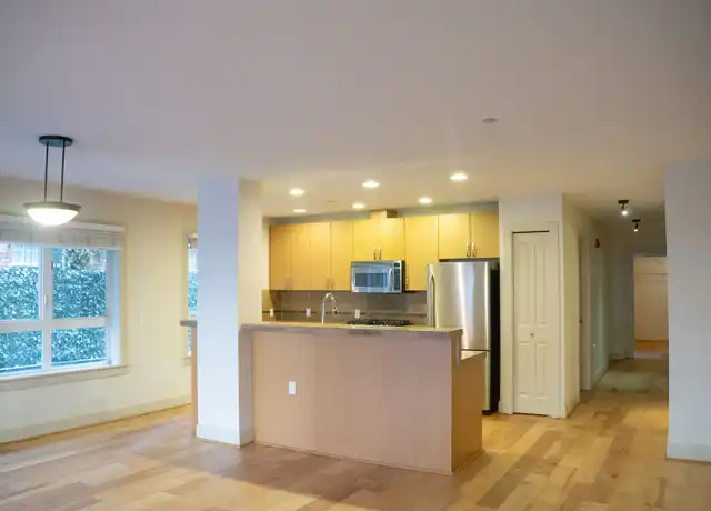 Property at 319 Summit Ave E #101, Seattle, WA, 98102, 2 beds, 2 baths, [object Object]