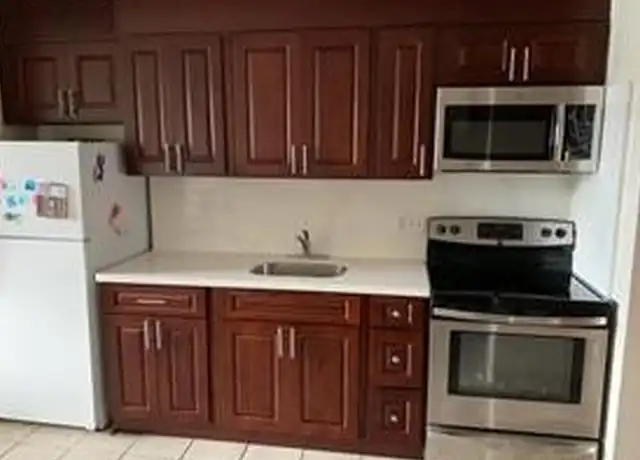 Property at 1655 Makaloa St #1817, Honolulu, HI, 96814, 1 bed, 1 bath, [object Object]