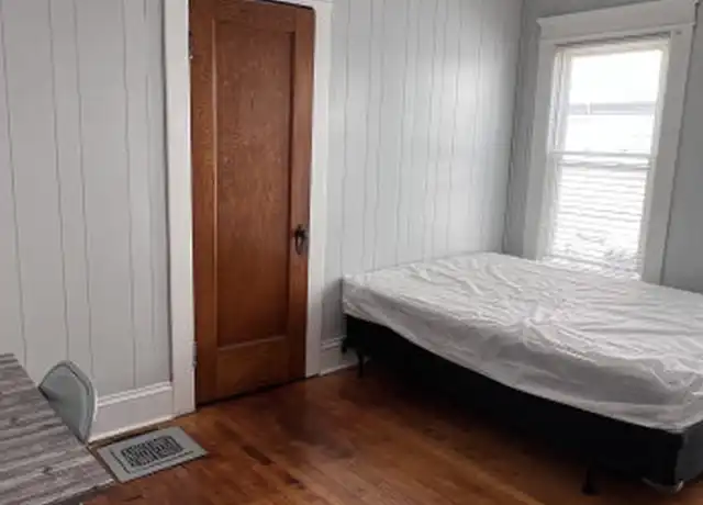 Property at 741 Maryland Ave Unit 1, Syracuse, NY, 13210, 4 beds, 1 bath, [object Object]