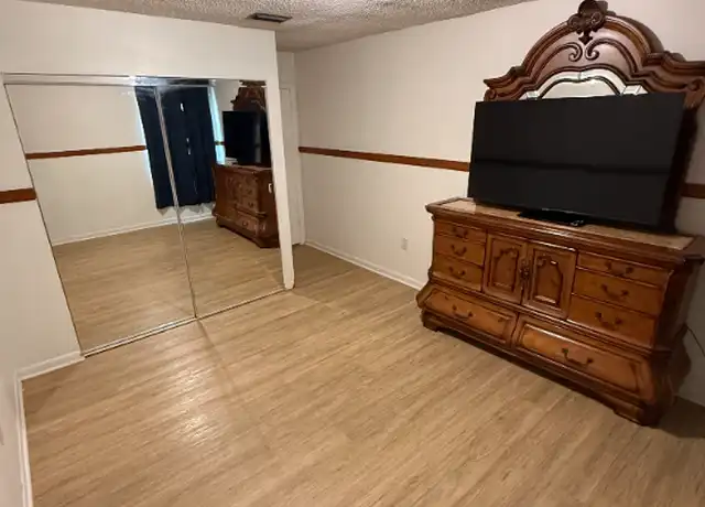 Property at 10061 SW 117th Ct, Miami, FL, 33186, 1 bed, 1 bath, [object Object]