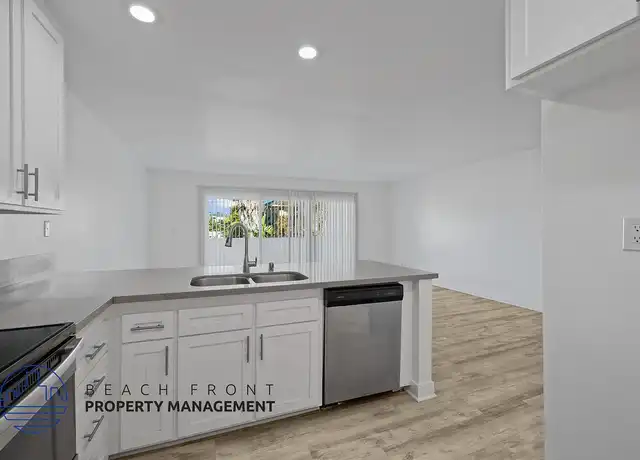 Property at 1625 Redondo Ave, Long Beach, CA, 90804, 0-2 beds, 1-2 bath, [object Object]