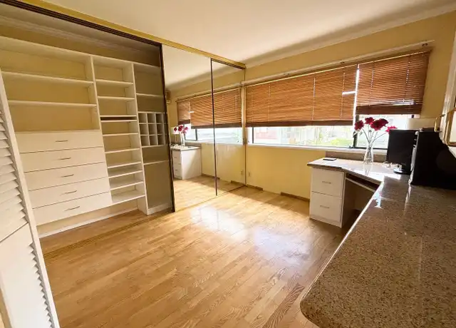 Property at 1649 Waikahalulu Ln, Honolulu, HI, 96817, 2 beds, 1.5 baths, [object Object]