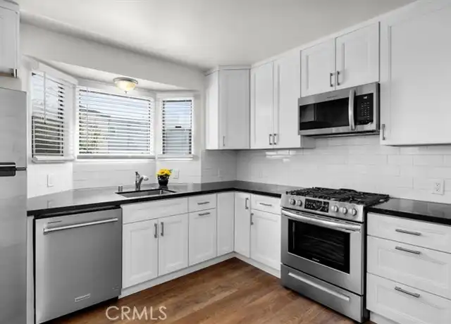 Property at 309 24th St, Manhattan Beach, CA, 90266, 2 beds, 1 bath, [object Object]