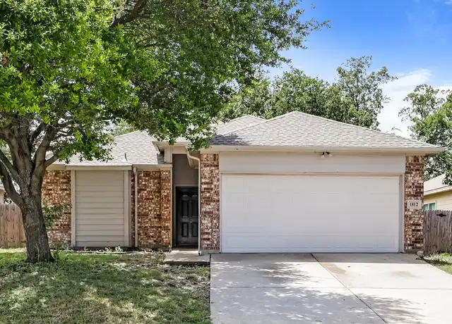 Property at 1812 Alanbrooke Dr, Fort Worth, TX, 76140, 3 beds, 2 baths, [object Object]