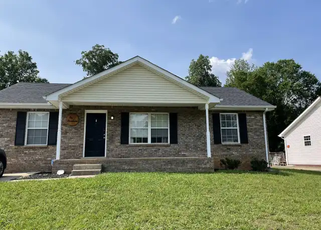 Property at 611 Woodhaven Dr, Clarksville, TN, 37042, 3 beds, 2 baths, [object Object]