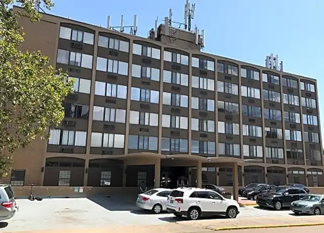 Property at 1700 Clinch Ave #516, Knoxville, TN, 37916, 1 bed, 1 bath, [object Object]