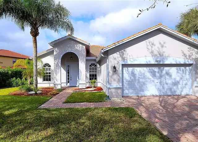 Property at 4451 Laurel Pl, Weston, FL, 33332, 4 beds, 2 baths, [object Object]