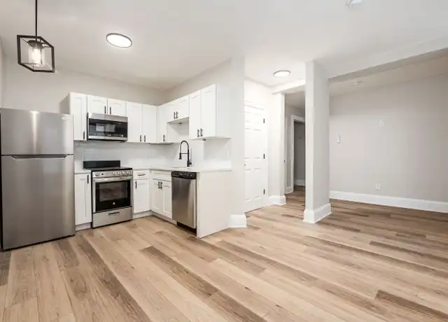 Property at 754 Oak St Unit 3, Columbus, OH, 43205, 1 bed, 1 bath, [object Object]