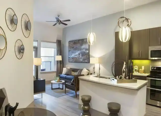 Property at 3131 West Loop S Unit 135, Houston, TX, 77027, 1 bed, 1 bath, [object Object]