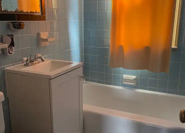 Property at 11608 Tonsing Dr, Garfield Heights, OH, 44125, 3 beds, 1 bath, [object Object]