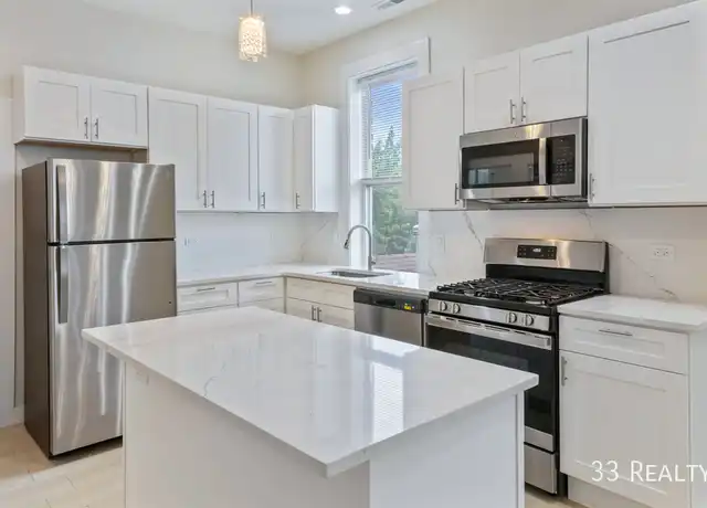 Property at 1441 W Cortez St Unit 3R, Chicago, IL, 60642, 2 beds, 2 baths, [object Object]