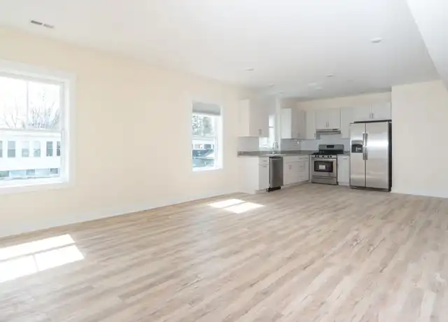 Property at 42 Maple St, Dover, NH, 03820, 3 beds, 2 baths, [object Object]
