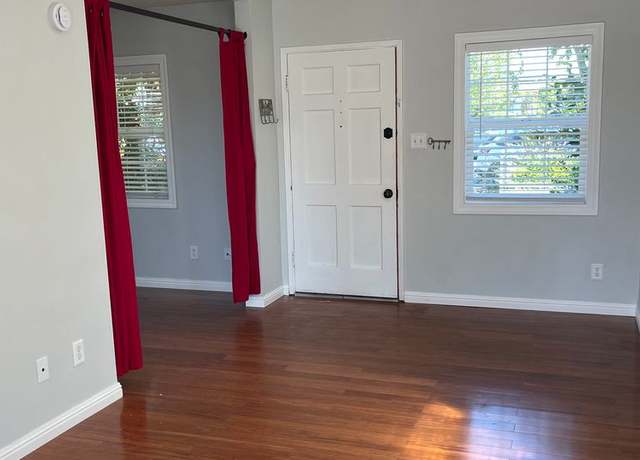 Photo of 235 N C St, Lompoc, CA 93436