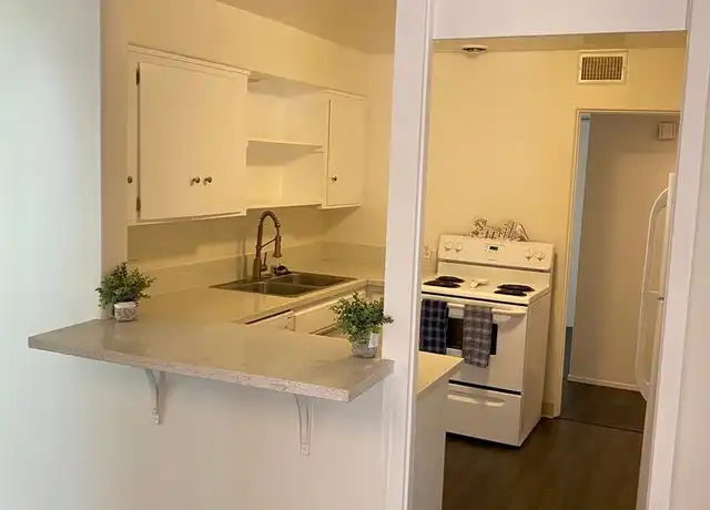 Property at Alloy Properties LLC - 285 W California Blvd, Pasadena, CA, 91105, 2 beds, 2 baths, [object Object]
