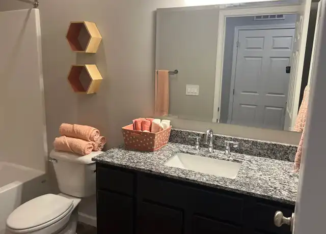 Property at 2139 New Era Rd Unit 8207, Sevierville, TN, 37862, 2 beds, 2 baths, [object Object]