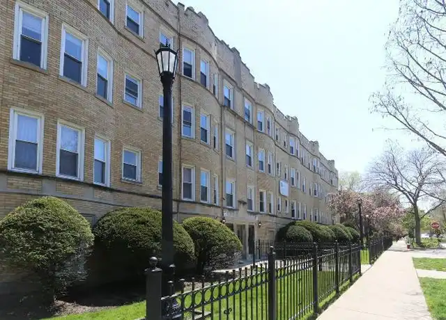 Property at 4505 Malden St Unit 3B, Chicago, IL, 60640, 1 bed, 2 baths, [object Object]