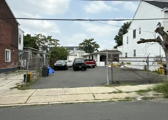 Property at 585 Roosevelt St Unit 2, Trenton, NJ, 08618, 2 beds, 1 bath, [object Object]