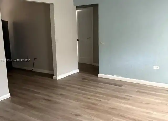 Property at 960 SW 7th St Unit 2, Miami, FL, 33130, 2 beds, 1 bath, [object Object]