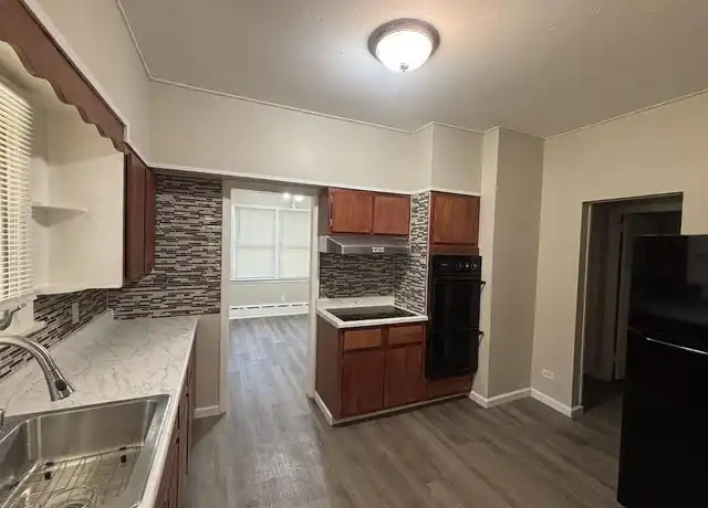 Property at 156 W RIV Unit 2, Greenwich, CT, 06831, 2 beds, 1 bath, [object Object]
