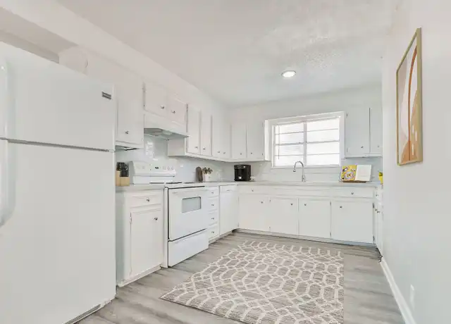 Property at Kenosha Village - 5018 Kenosha Ave, Lubbock, TX, 79413, 2 beds, 1.5 baths, [object Object]
