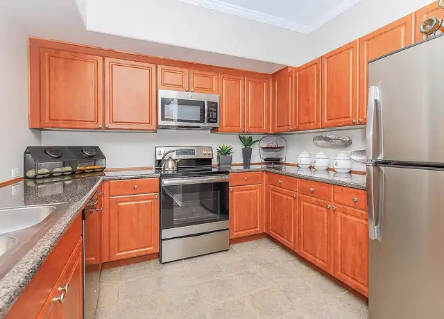 Property at Creekside at Palmer Park - 1350 Cascade Creek Vw, Colorado Springs, CO, 80915, 1-3 bed, 1-2 bath, [object Object]