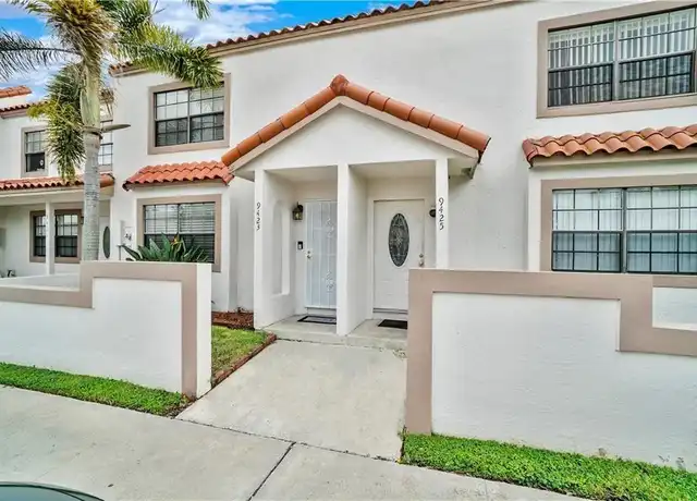 Property at 9425 NW 42nd St, Sunrise, FL, 33351, 2 beds, 2.5 baths, [object Object]