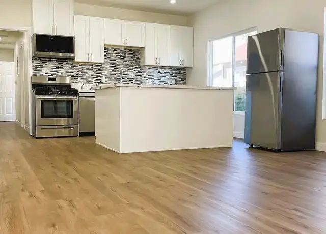 Property at 3933 Arlington Ave, Los Angeles, CA, 90008, 2 beds, 2 baths, [object Object]