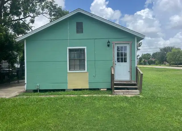 Property at 202 North Avenue C Unit C, Freeport, TX, 77541, 2 beds, 1 bath, [object Object]