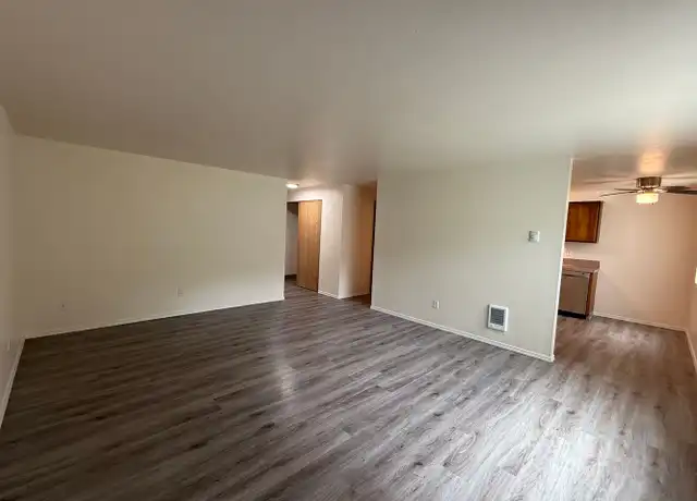 Property at 4225 Devonshire Ct NE, Salem, OR, 97305, 2 beds, 1 bath, [object Object]