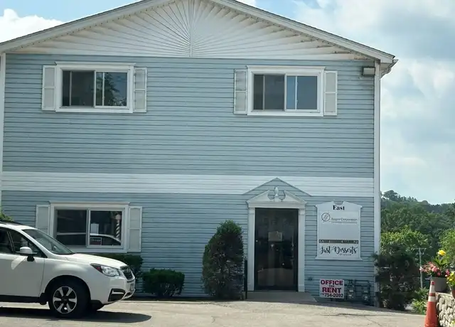 Property at 755 Center St, Lewiston, NY, 14092, 3 beds, 3 baths, [object Object]