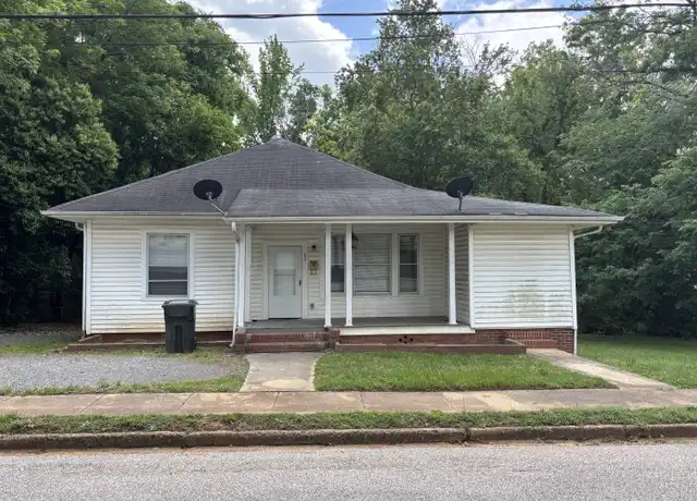 Property at 25 W Roy St, Rock Hill, SC, 29730, 2 beds, 1 bath, [object Object]
