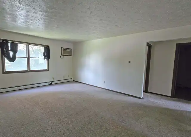Property at 148 Kendall Ave Unit 3, Campbell, OH, 44405, 2 beds, 1 bath, [object Object]