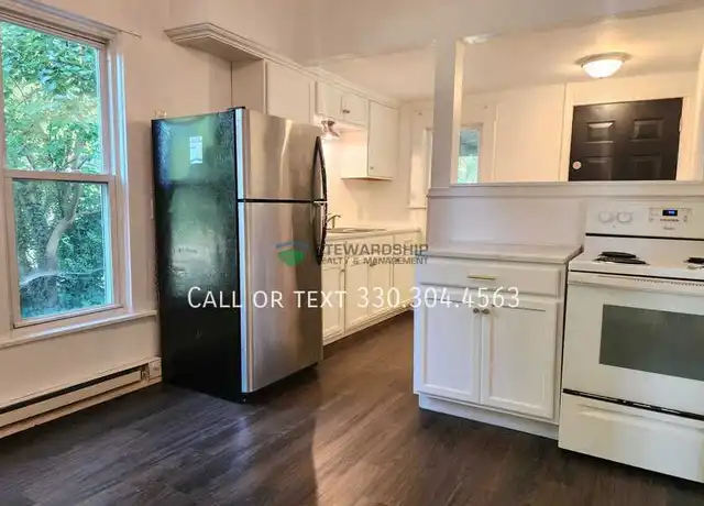 Property at 2823 Columbus Rd NE, Canton, OH, 44705, 2 beds, 1 bath, [object Object]