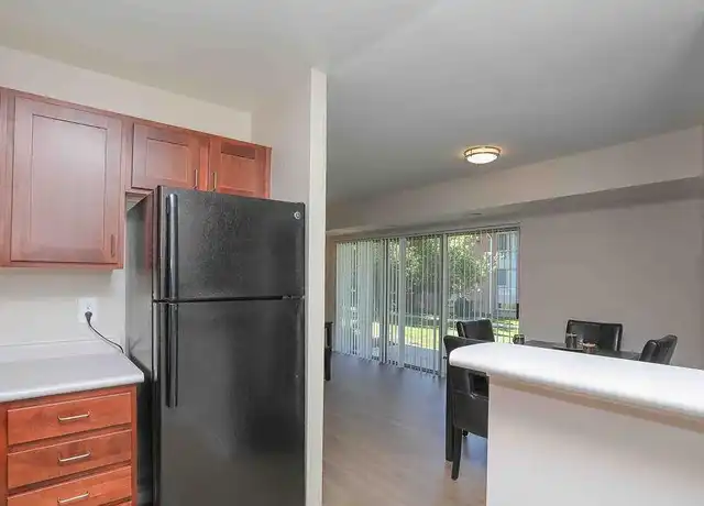 Property at Lafayette Apartments - 7136 Groveton Gardens Rd, Alexandria, VA, 22306, 1 bed, 1 bath, [object Object]