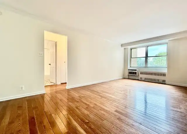 Property at 30 Park Ave, Mount Vernon, NY, 10550, 1 bed, 1 bath, [object Object]