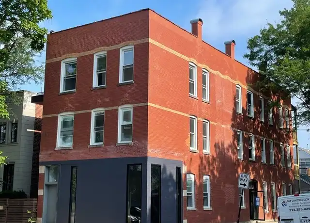 Property at 2159 W Huron St Unit 2R, Chicago, IL, 60612, 2 beds, 1 bath, [object Object]