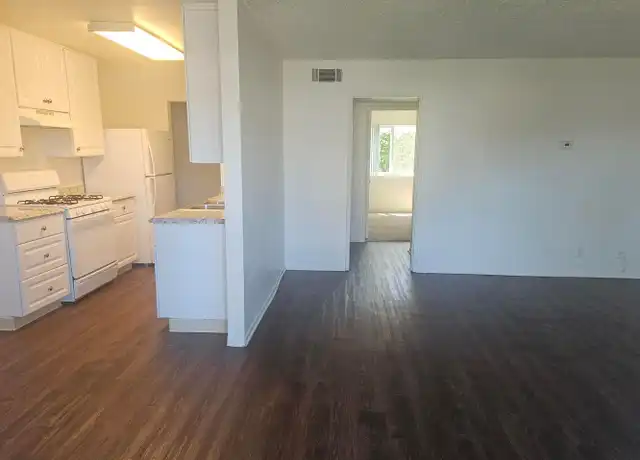 Property at 200 W North Ave Unit 037, Lompoc, CA, 93436, 4 beds, 2 baths, [object Object]