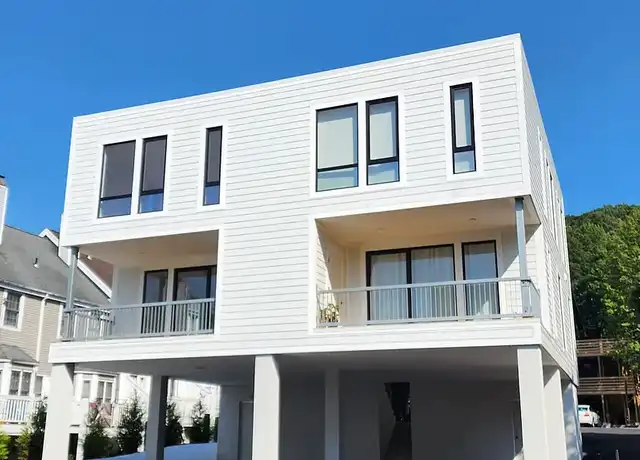 Property at 904 Quinnipiac Ave, New Haven, CT, 06513, 3-5 beds, 1.5-2 baths, [object Object]