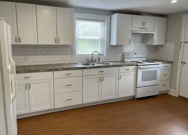 Property at 1282 Robert Fulton Hwy Unit B, Quarryville, PA, 17566, 2 beds, 1 bath, [object Object]
