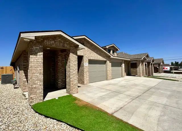 Property at 2008 Aberdeen Ave Unit A, Wolfforth, TX, 79382, 3 beds, 2 baths, [object Object]