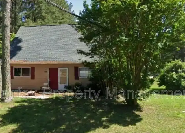 Property at 800 Belvin Ave, Durham, NC, 27704, 4 beds, 2 baths, [object Object]