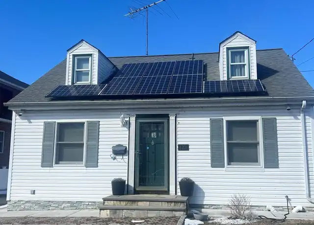 Property at 121 Maple Pl, Yonkers, NY, 10704, 3 beds, 1.5 baths, [object Object]
