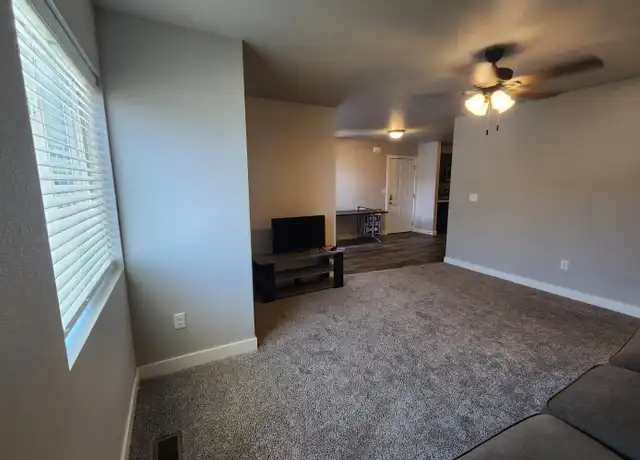 Property at 4801 5th St Unit 6, Rapid City, SD, 57701, 1 bed, 1 bath, [object Object]