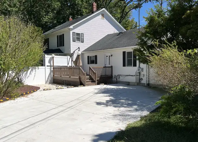 Property at 208 Pease Rd, Manalapan, NJ, 07726, 2 beds, 1 bath, [object Object]