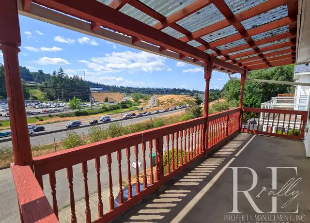 Property at 636 Bremerton Blvd W, Bremerton, WA, 98312, 3 beds, 2.5 baths, [object Object]