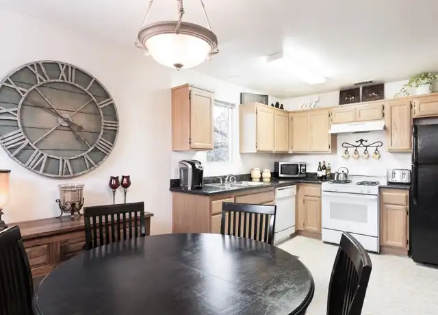 Property at 941 Buena Fortuna Cir Unit 871, Atascadero, CA, 93422, 1 bed, 1 bath, [object Object]