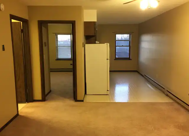 Property at 220 3rd St NW Unit 4, Bemidji, MN, 56601, 1 bed, 1 bath, [object Object]